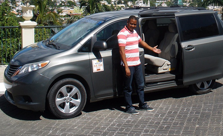 Santo Domingo Airport Taxi Service and Private Transfers to Samana.